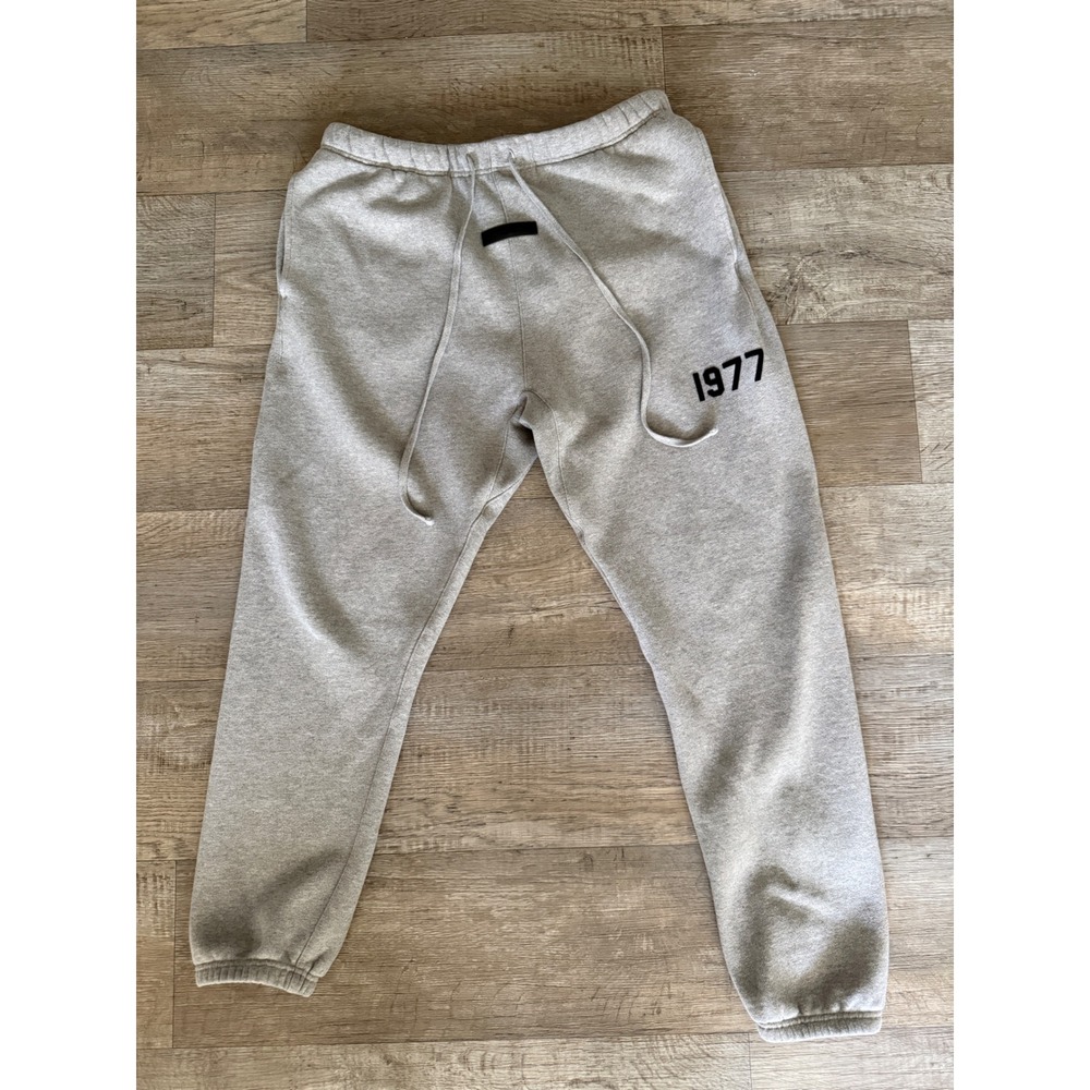Essentials Fear Of God 1977 Grey Sweatpants Men Sz XL Joggers Fleece Pants